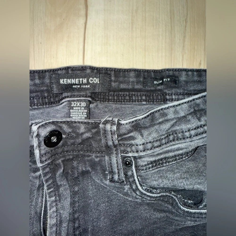 Kenneth Cole Charcoal/ black  Slim Fit Jeans men’s 32x30